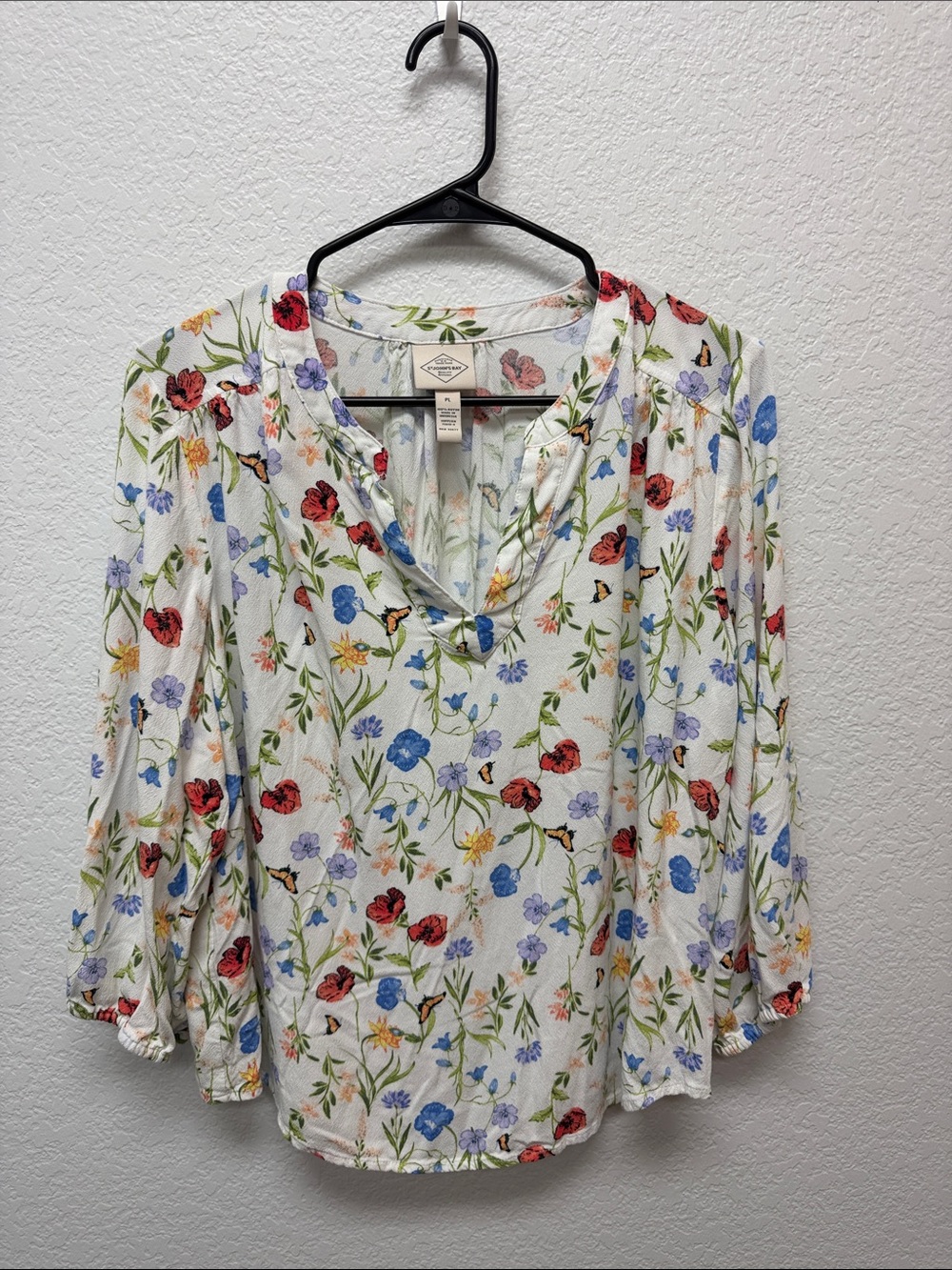 St. John's Bay White Floral V-Neck Peasant Blouse